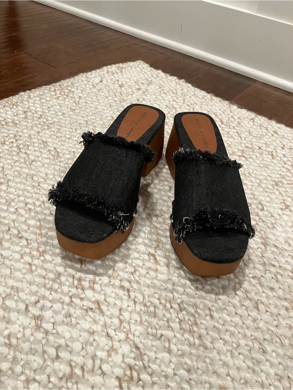 Rock & Candy by Zigi Noelia platform slide sandals  in black frayed denim (sz 8M